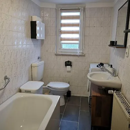 Polat 4 * אסן